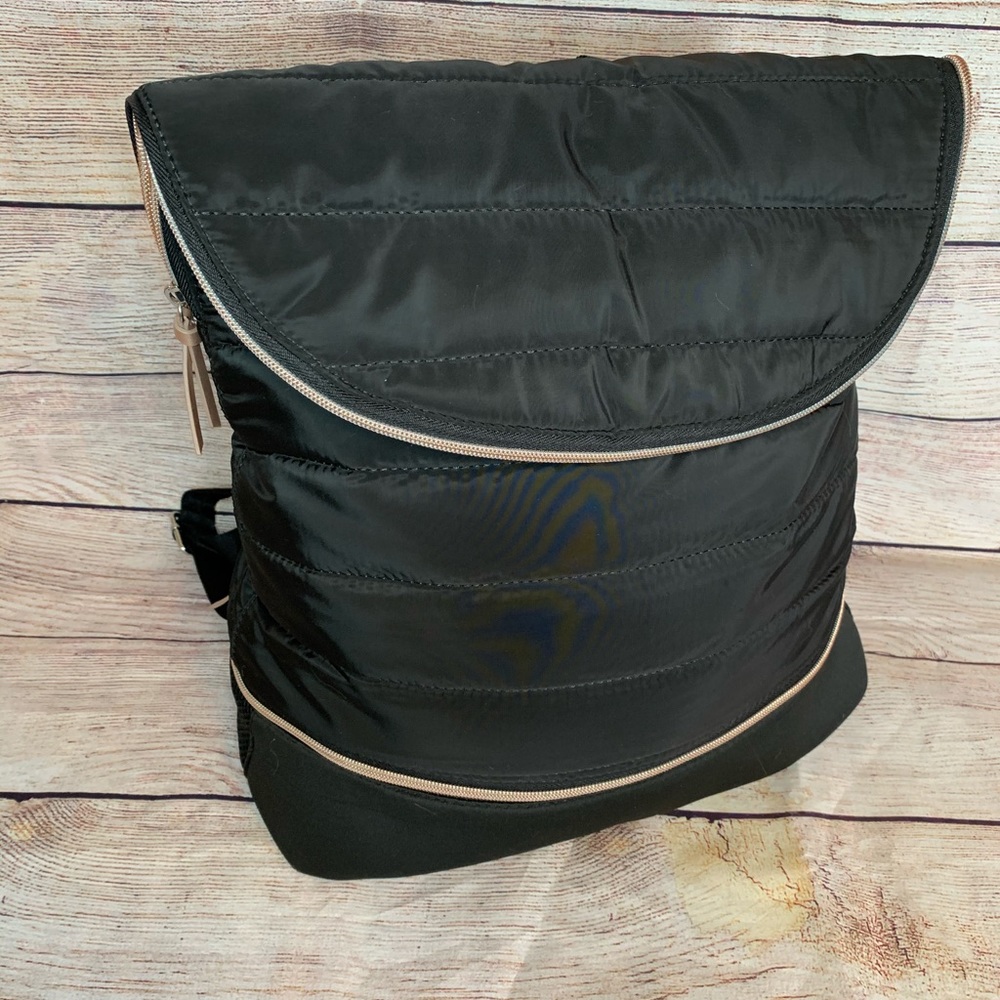 Stella & Dot Black Quilted Crush It Backpack